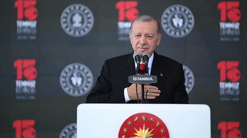 Cumhurbaşkanı Erdoğan: Milletimizin tanklara ve silahlara karşı verdiği destansı mücadeleyi iftiharla hatırlıyoruz