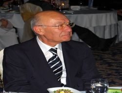İflas Eden İşadamı Vefa Gecesinde Ağladı
