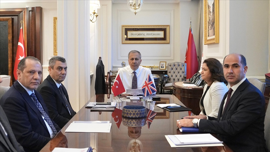 İçişleri Bakanı Yerlikaya, Birleşik Krallık İçişleri Bakanı Cooper ile telefonda görüştü
