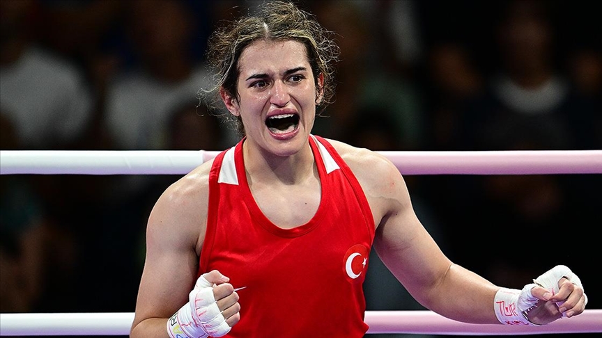Milli boksör Kahraman olimpiyat madalyasını garantiledi
