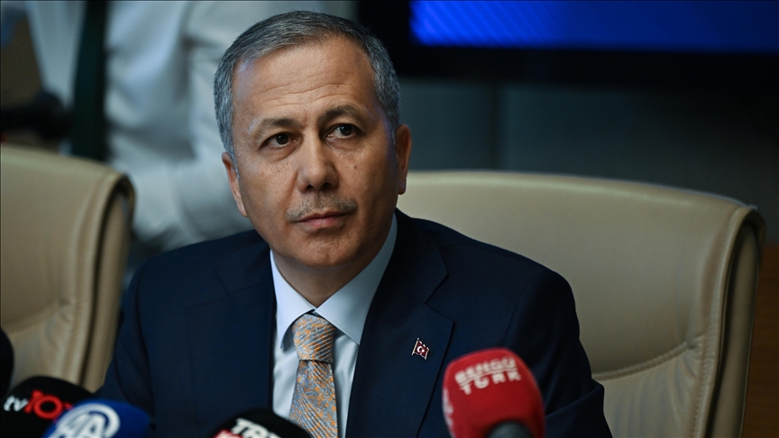 Orman yangınlarına ilişkin provokatif paylaşım yapan 20 hesap yöneticisi hakkında işlem başlatıldı