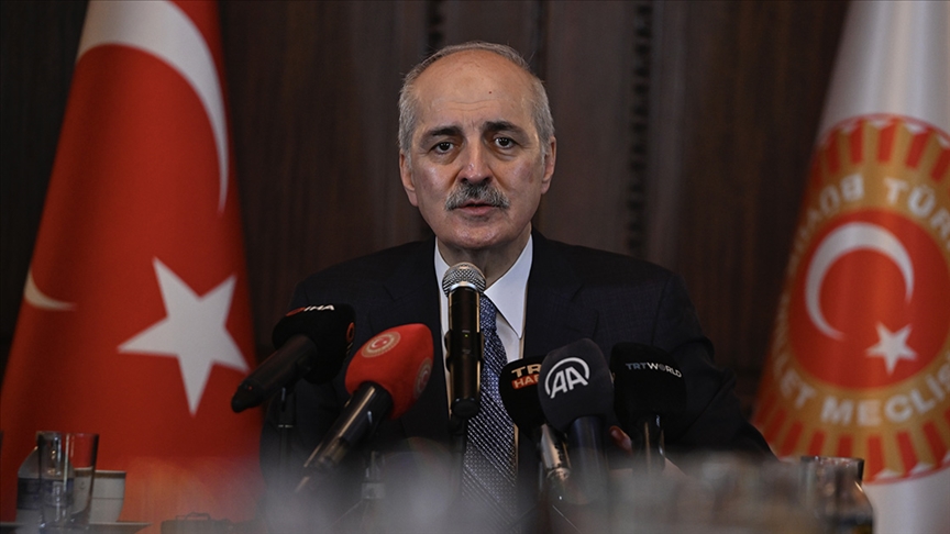 Kurtulmuş: Aziz milletimiz, bugün de adalet, özgürlük ve barış şiarıyla ilerleyişini sürdürmektedir