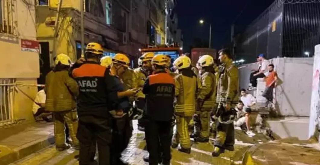 Fatih'te kısmi çökme olduğu için mühürlenen 5 katlı bina yıkılacak