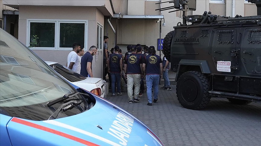 8 yaşındaki Narin'in kaybolmasına ilişkin soruşturmada amcaya tutuklama talebi