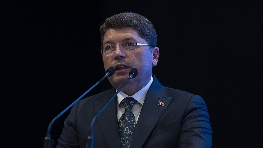 Bakan Tunç: (Can Atalay'ın hukuki durumu) Yeniden yargılama yapılmadığı müddetçe TBMM'de okunan kesin hükümdür