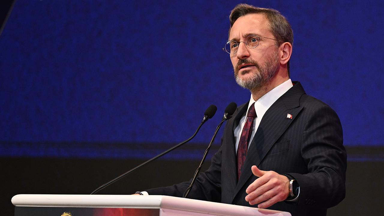 Fahrettin Altun "G20 için İnisiyatif Alma Zamanı" başlıklı bir makale ele aldı