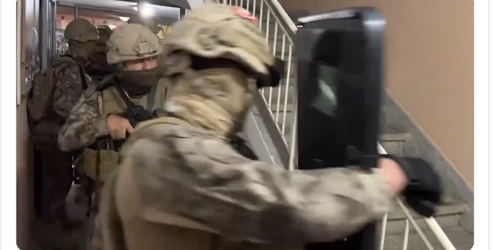 Organize suç örgütlerine yönelik "Kuyu" operasyonlarında 95 şüpheli yakalandı