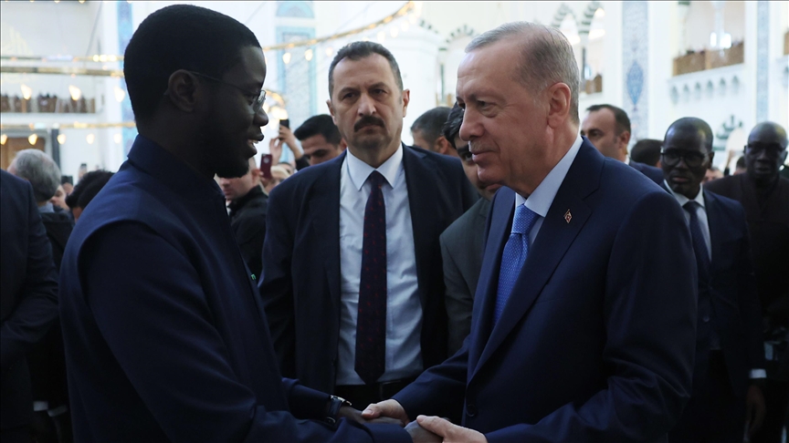 Cumhurbaşkanı Erdoğan, cuma namazını Büyük Çamlıca Camisi'nde kıldı