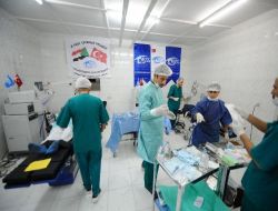 Kimse Yok Mu, Darfur'da Kurduğu Ameliyathane İle Katarakt Hastalarını Aydınlığa Kavuşturuyor