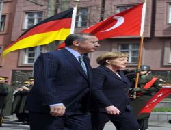 Başbakan Erdoğan, Almanya Başbakanı İle Bir Araya Geldi!