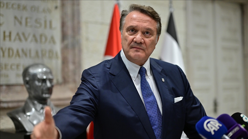 ARAT, Beşiktaş Kulübü Başkanlığı'ndan istifa ettiğini açıkladı