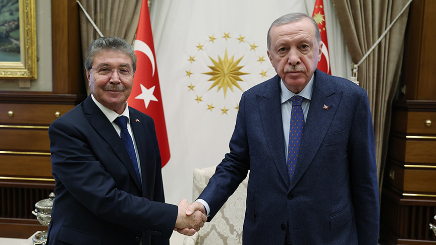 Cumhurbaşkanı Erdoğan, KKTC Başbakanı Üstel'i kabul etti