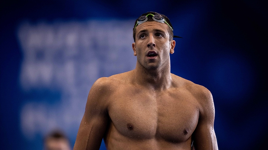 Milli yüzücü Emre Sakçı, dünya 2'ncisi oldu!