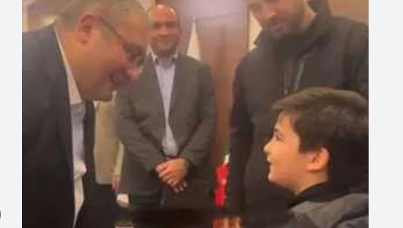 CHP'li belediye başkanının küçük çocukla diyaloğu tepki çekti!