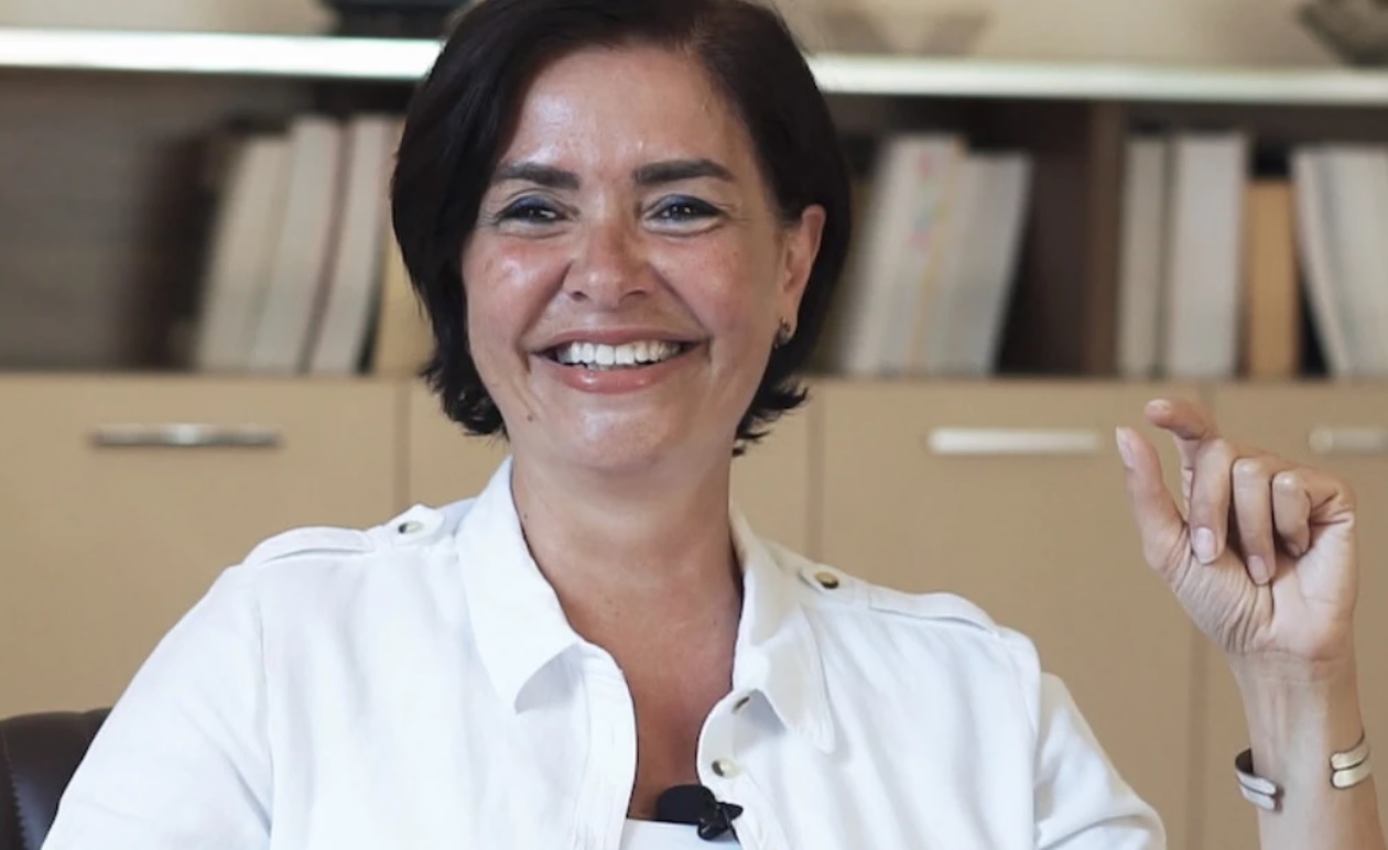 Özlem Gürses hakkında ''konutu terk etmeme'' ve ''yurt dışı yasağı'' kararı