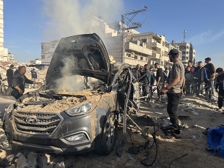 İsrail ordusunun Gazze Şeridi'ndeki son saldırılarında 17 Filistinli öldü