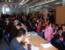 Kariyer Topluluğu, İlköğretim Öğrencilerini Üniversite Kütüphanesiyle Buluşturdu