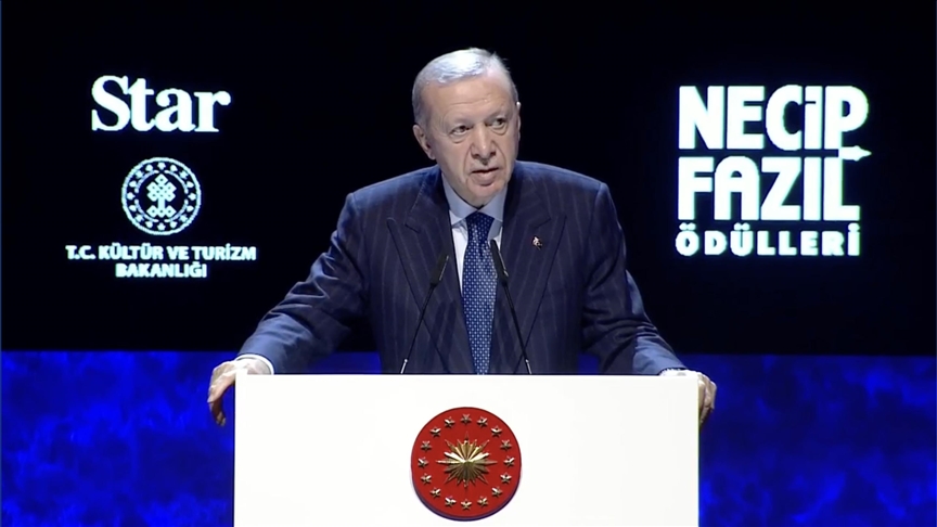 Cumhurbaşkanı Erdoğan, Necip Fazıl Ödülleri Töreni'ne katıldı