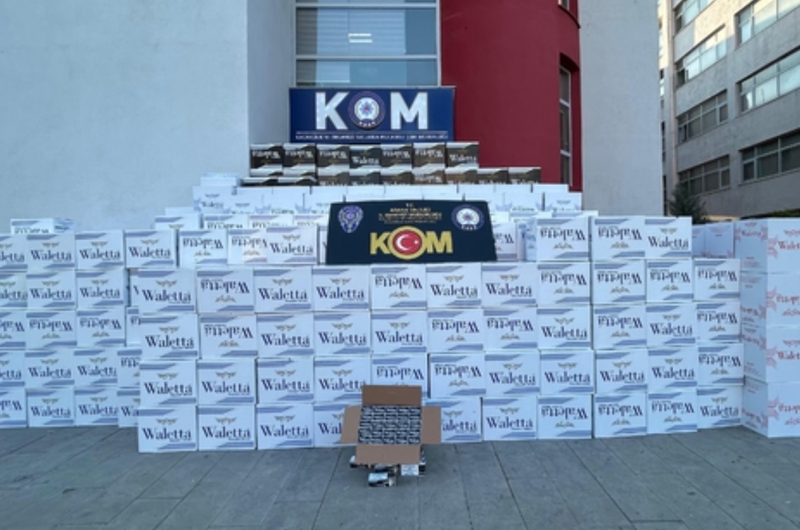 Adana'da tırda 7 milyon 50 bin makaron ele geçirildi!