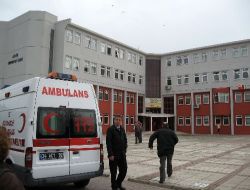 Yabancı Dil Sınavından Düşük Not Alınca Sınıf Camından Atladı