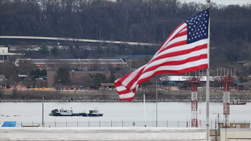 ABD'deki uçak kazasında hayatını kaybedenlerden 41'inin cesedi çıkarıldı