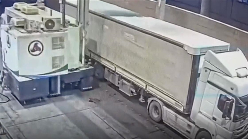 Habur Gümrük Kapısı'nda 370 kilogram uyuşturucu ele geçirildi!