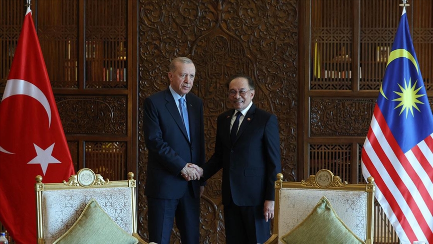 Erdoğan: İsrail, Filistin topraklarında sürdürdüğü işgale son vermeli