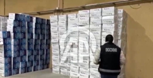 Adana'da bir depoda 28 milyon 150 bin makaron ele geçirildi!