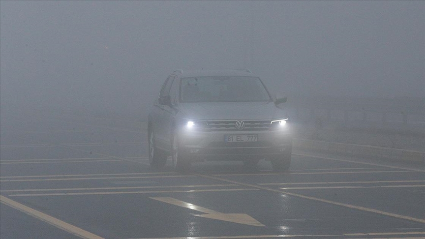Bolu Dağı'nda sis etkili oldu