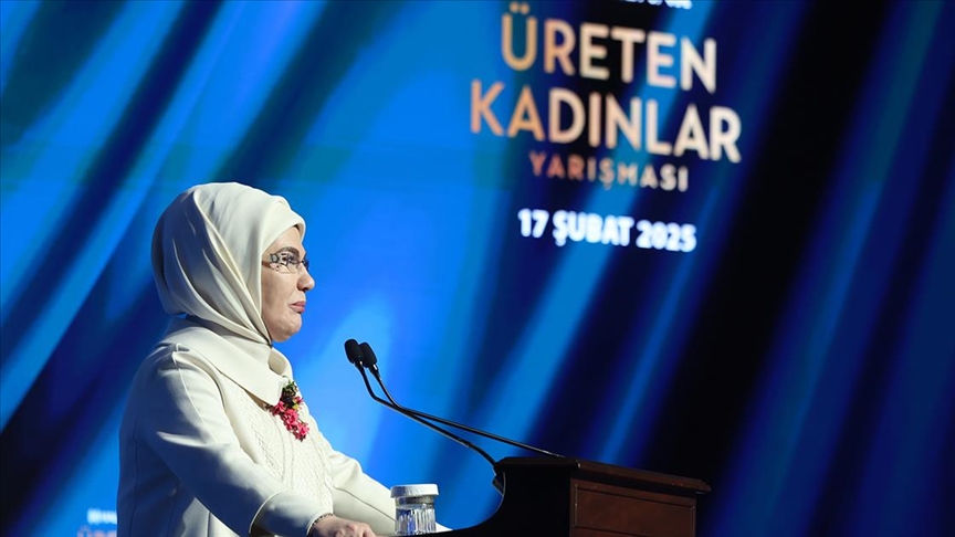 Emine Erdoğan: Türkiye, kadınların her dönemde, sosyal ve kamusal alanda varlık gösterdiği bir tarihe sahiptir