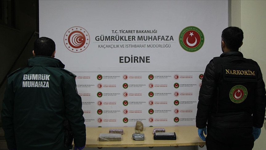 Kapıkule'de 4 kilo 318 gram uyuşturucu ele geçirildi!