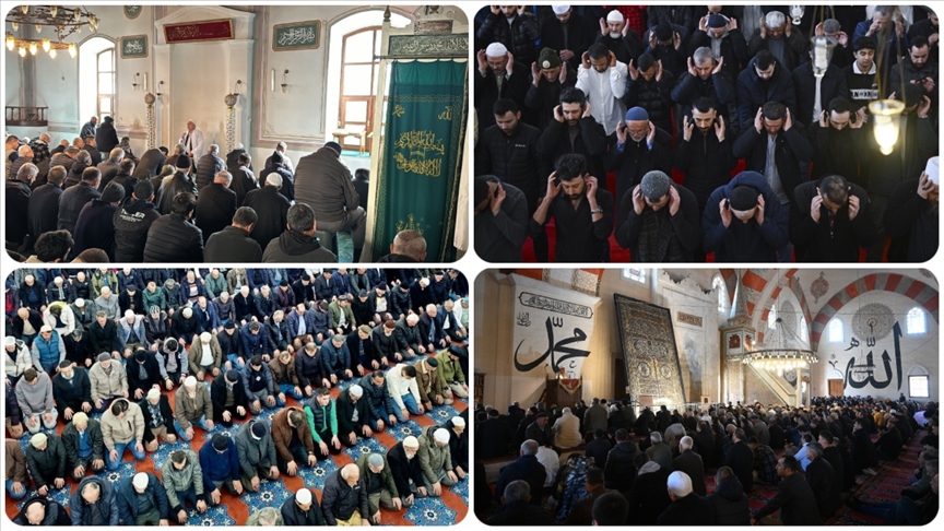 Ramazan ayının ilk cuma namazı kılındı