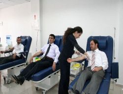 Alperenlerden Anlamlı Bağış