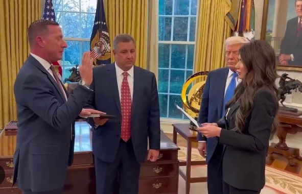 Suikast girişiminde Trump'ın yardımına koşan Curran, ABD Gizli Servisinin başına geçti