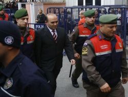 Albay Cengiz Köylü  Tutuklandı