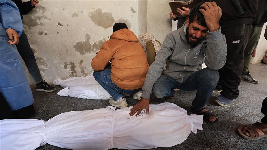 İsrail'in Gazze kentine düzenlediği saldırıda 5 çocuk hayatını kaybetti
