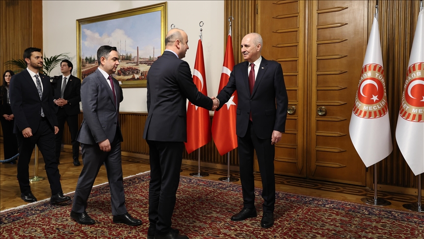 TBMM Başkanı Kurtulmuş, Meclis personeliyle bayramlaştı