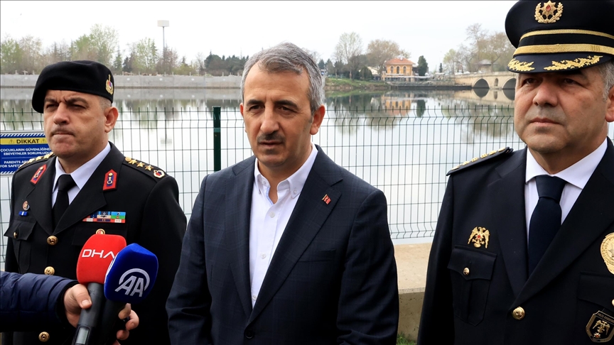 Edirne'de hem turizm hareketliliği hem de sınır kapılarından geçişler için tedbirler alındı