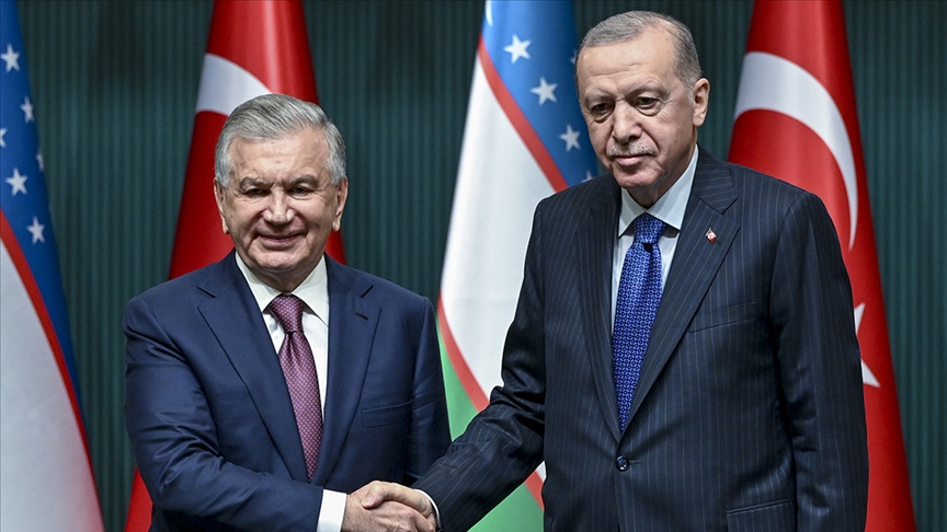 Cumhurbaşkanı Erdoğan, Özbekistan Cumhurbaşkanı Mirziyoyev ile görüştü