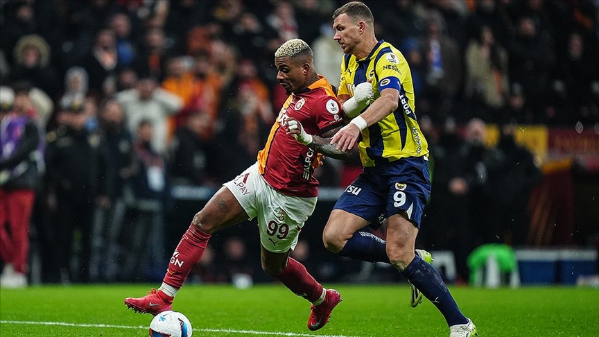 Derbinin golleri yabancılardan..