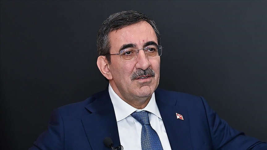 Cumhurbaşkanı Yardımcısı Yılmaz'dan ülkenin gerçek gündemine ilişkin paylaşım