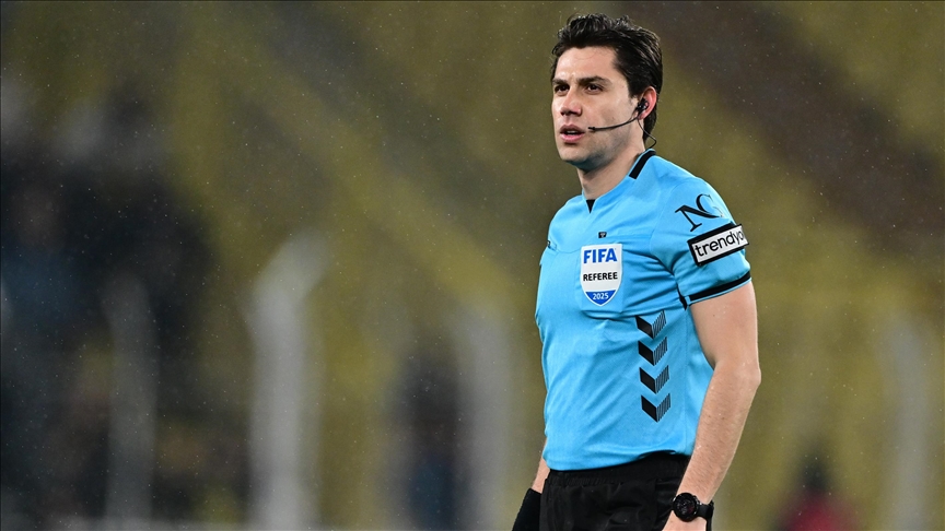 Fenerbahçe-Trabzonspor karşılaşmasını hakem Mehmet Türkmen yönetecek!