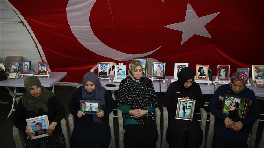Diyarbakır anneleri evlatlarını istiyor
