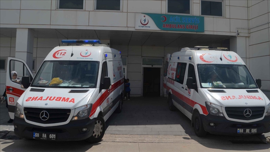 Aksaray'da sahipsiz köpeğin saldırdığı çocuk yaralandı