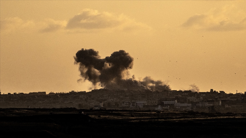 İsrail'in Gazze Şeridi'ne son 24 saatte düzenlediği saldırılarda 60 kişi hayatını kaybetti