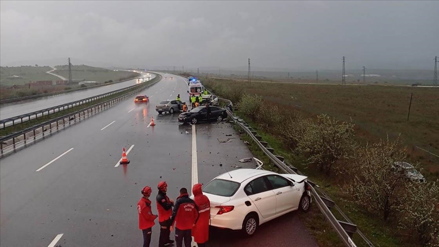 Bayram tatilindeki trafik kazalarında 8 günde 72 kişi hayatını kaybetti
