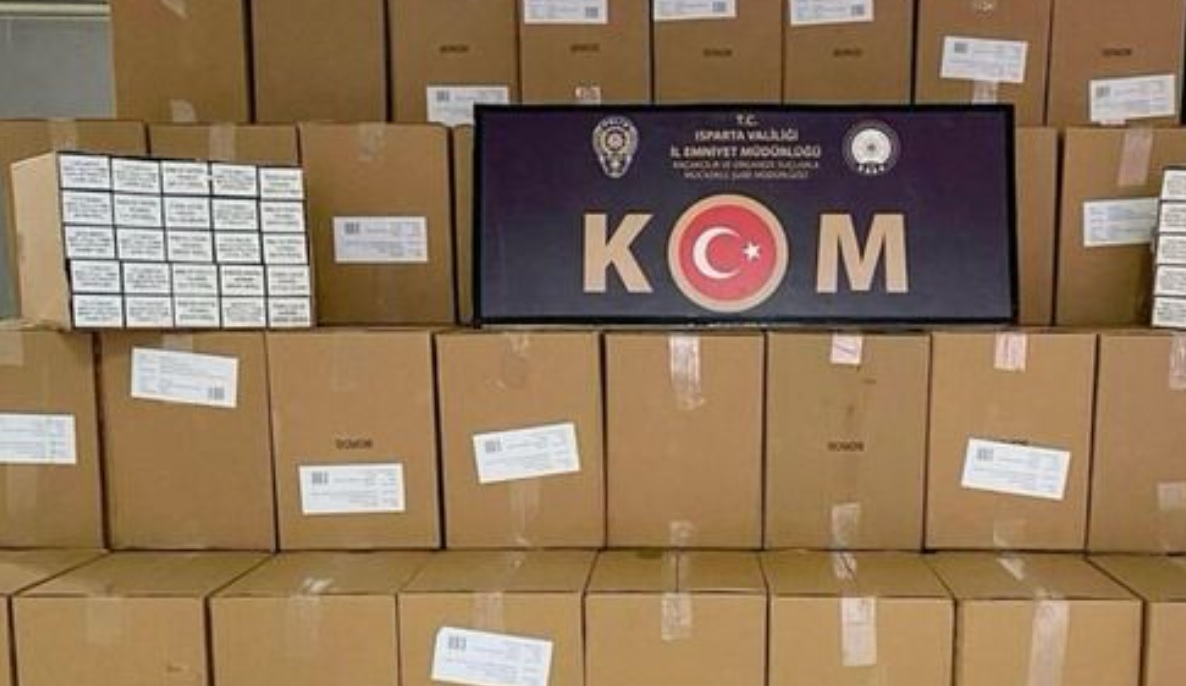 Isparta'da dev kaçak makaron operasyonu