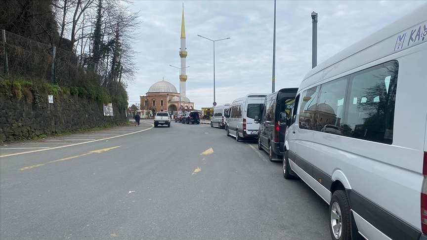 Sarp Sınır Kapısı'ndan bayram tatilinde 143 bin 846 yolcu geçti