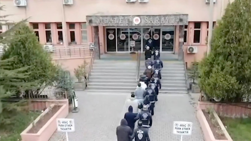 Siber suçlara yönelik 27 ilde düzenlenen operasyonlarda 237 şüpheli yakalandı