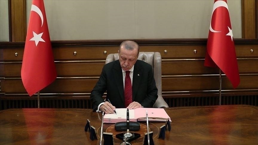 Cumhurbaşkanı Erdoğan 13 üniversiteye rektör atadı
